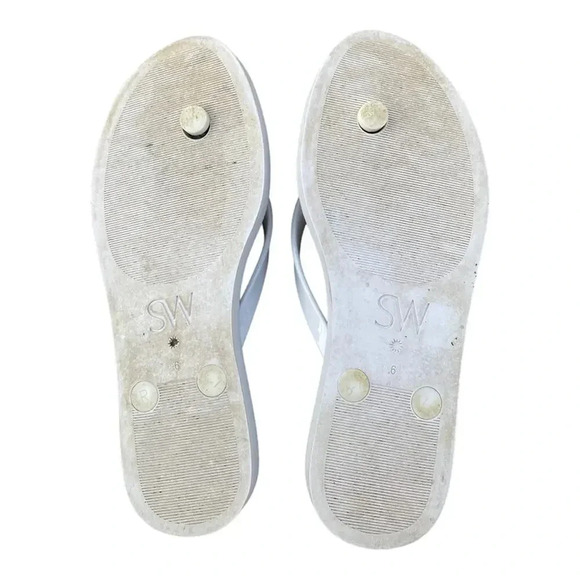 Stuart Weitzman white pearl flip flop size 6 - Picture 5 of 6